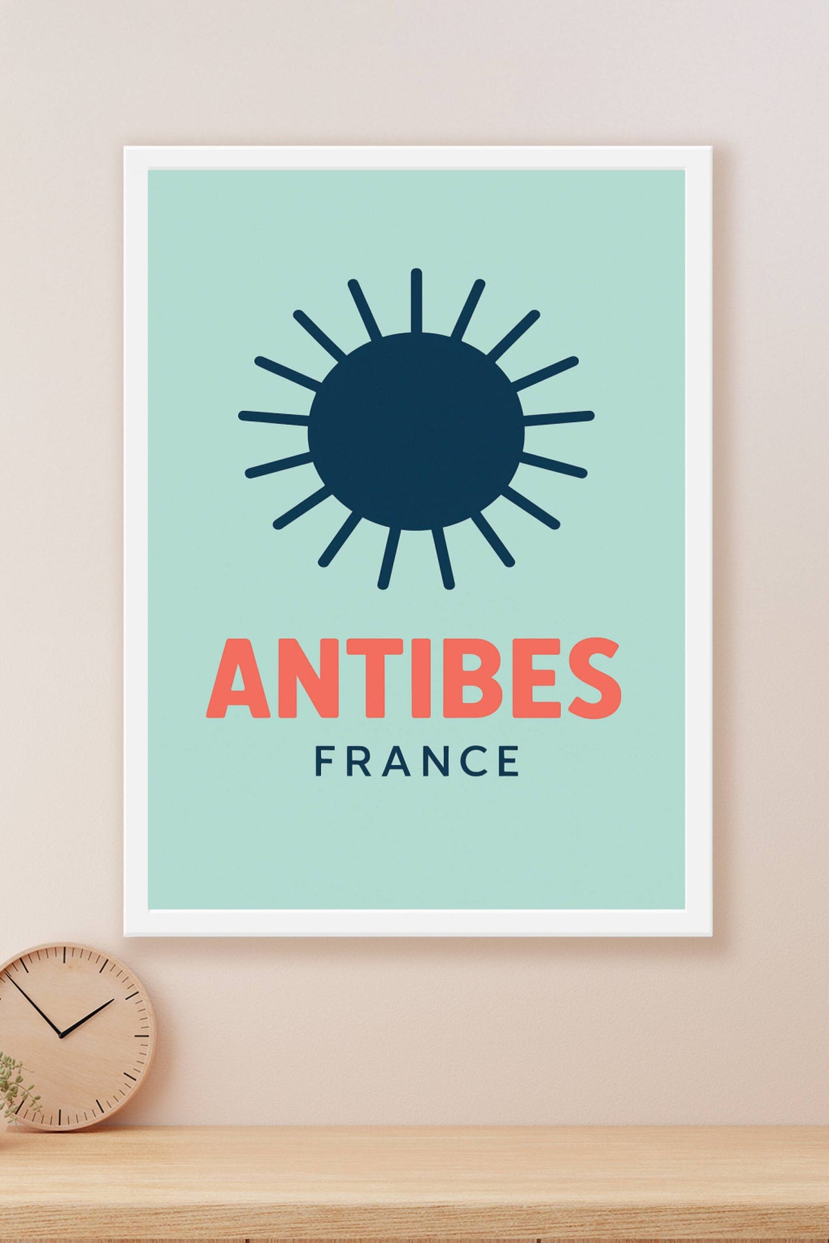 Affiche Antibes — L'élégance du soleil méditerranéen · poster d'art de Antibes