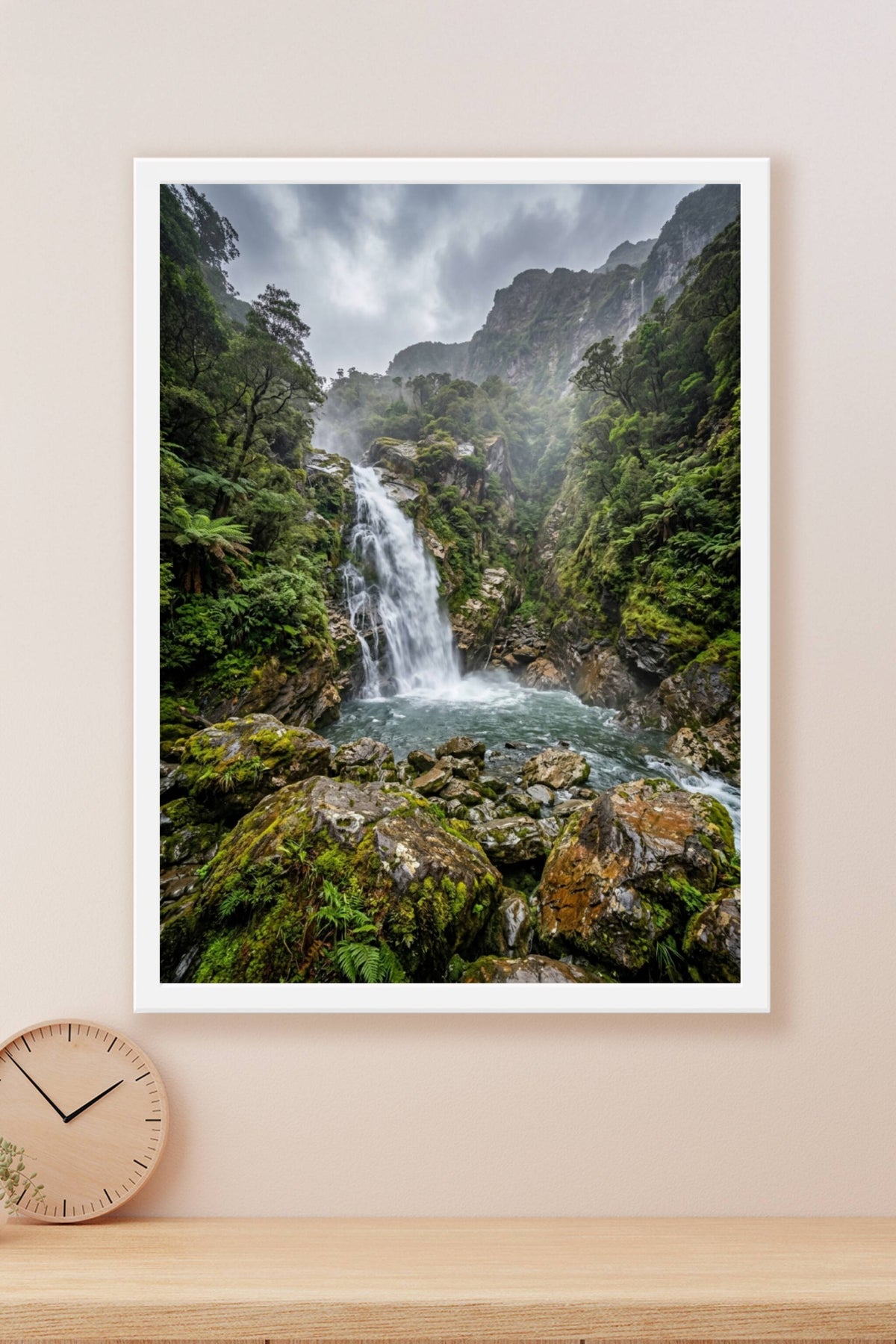 Poster d'une cascade, paysage de forêt tropicale
