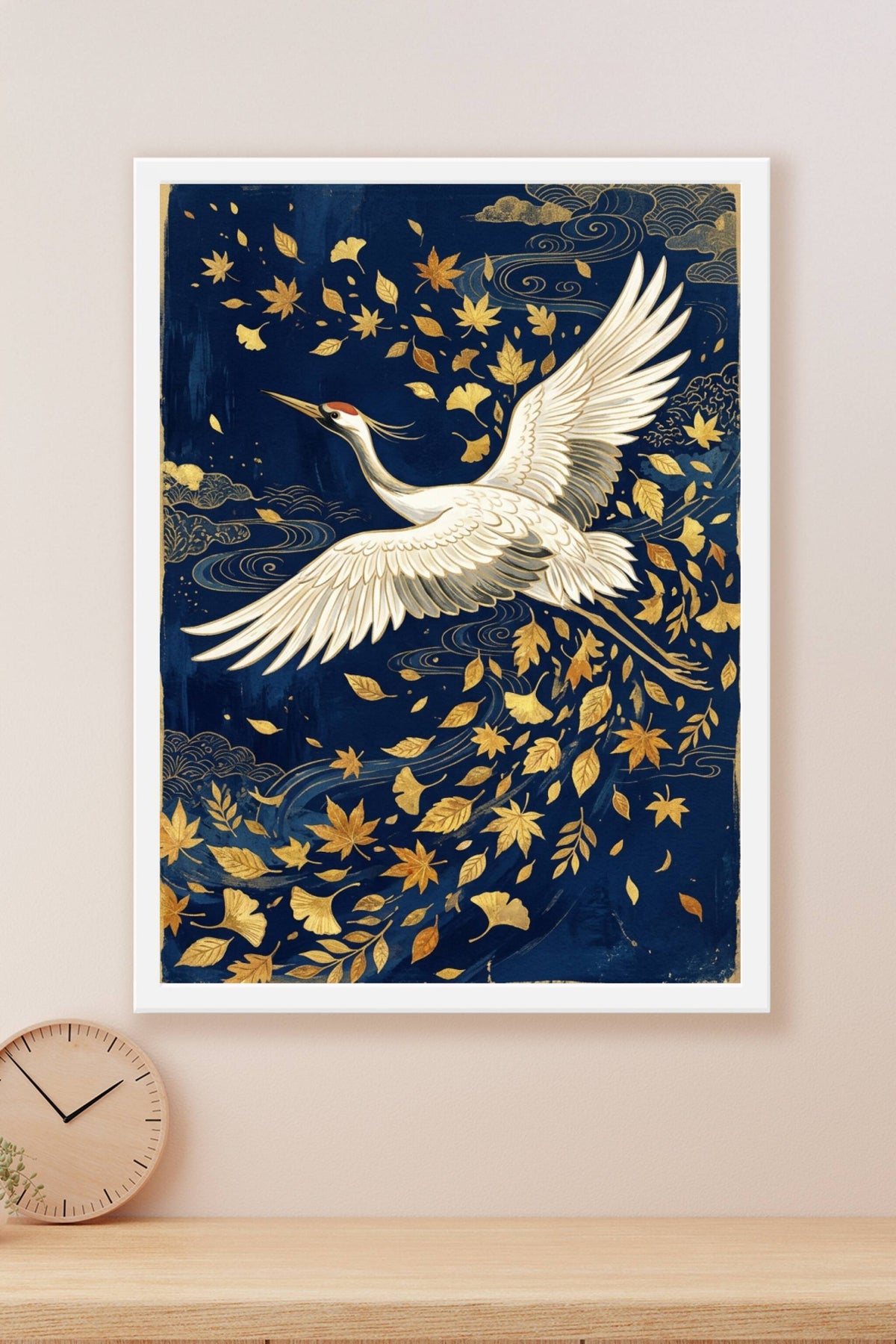 Poster Grue japonaise, affiche feuilles dorées au salon