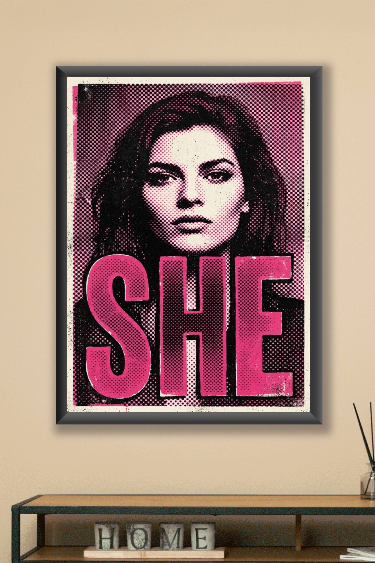 Affiche Pop Art SHE, poster style trame rose