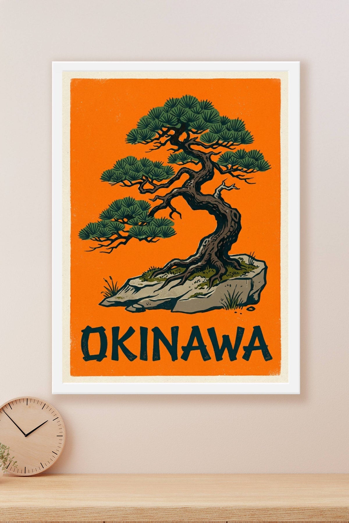 Poster d'Okinawa, affiche pin japonais sur rocher vif